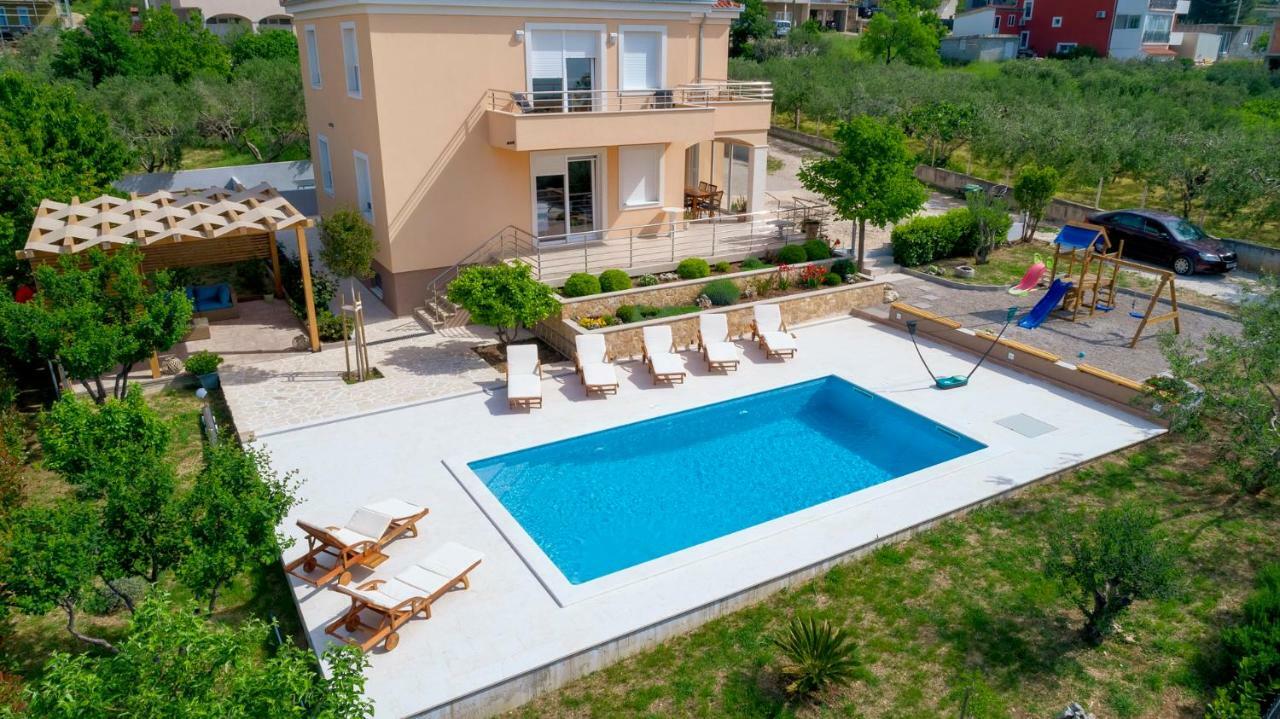 Luxury Villa Castrum Каштела Экстерьер фото